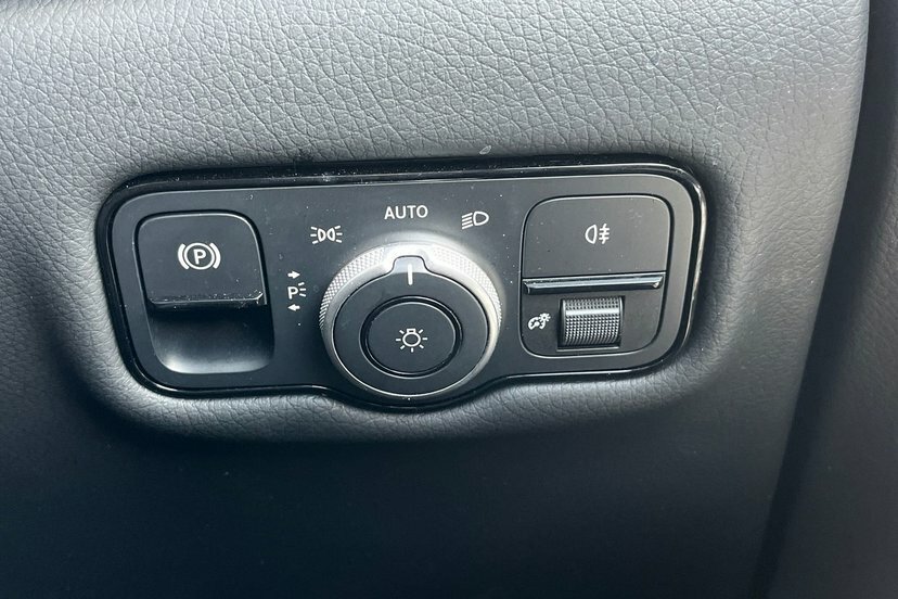 Mercedes-Benz V Class 2.0 V220d Premium Mpv G-tronic Euro 6 Black #31