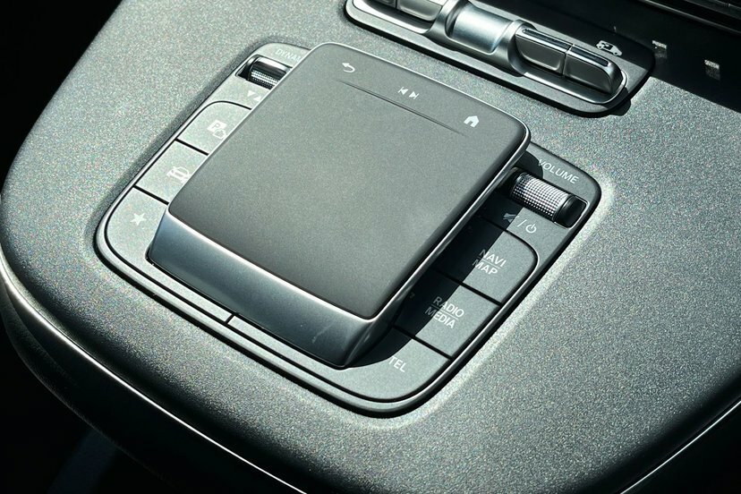 Mercedes-Benz V Class 2.0 V220d Premium Mpv G-tronic Euro 6 Black #24