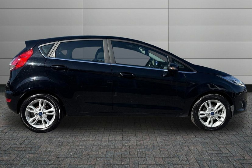 Ford Fiesta 1.0T Ecoboost Zetec Hatchback 1 Black #4