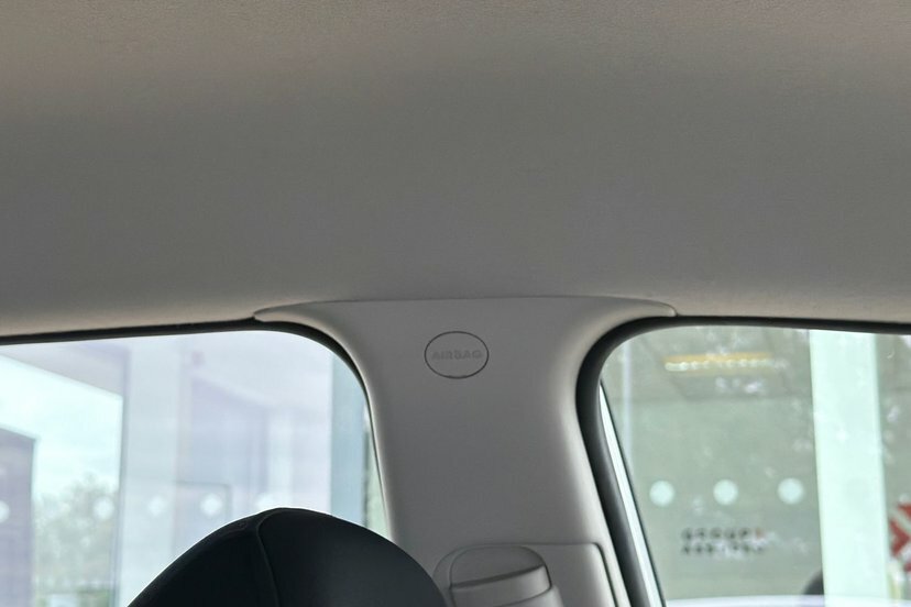Hyundai Ix20 Premium Blue Drive 20 000 Miles Pan Roof Mpv Petro White #45