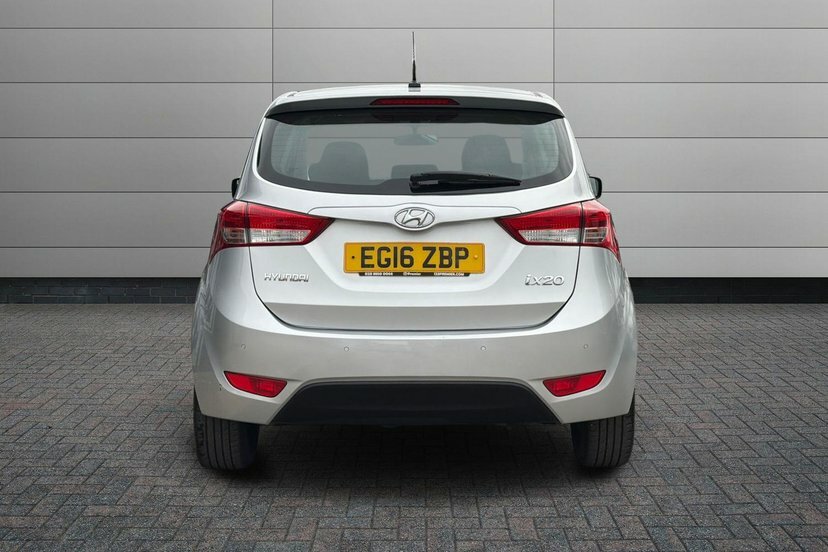 Hyundai Ix20 Premium Blue Drive 20 000 Miles Pan Roof Mpv Petro White #12