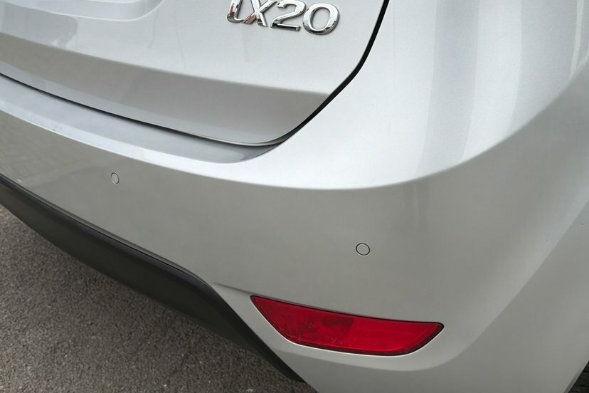 Hyundai Ix20 Premium Blue Drive 20 000 Miles Pan Roof Mpv Petro White #23