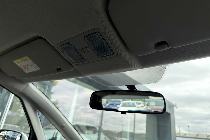 Hyundai Ix20 Premium Blue Drive 20 000 Miles Pan Roof Mpv Petro White #43