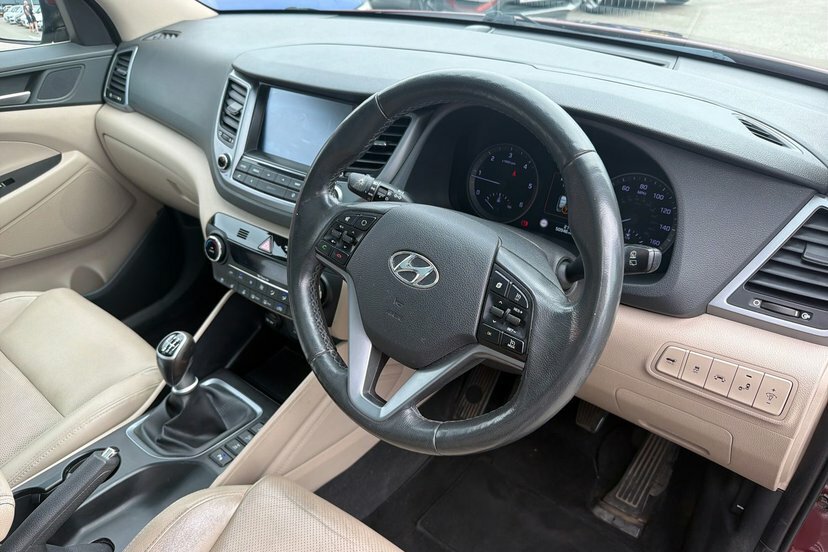 Hyundai Tucson Hyundai Tucson 2.0 Crdi Blue Drive Premium Suv Blue #20