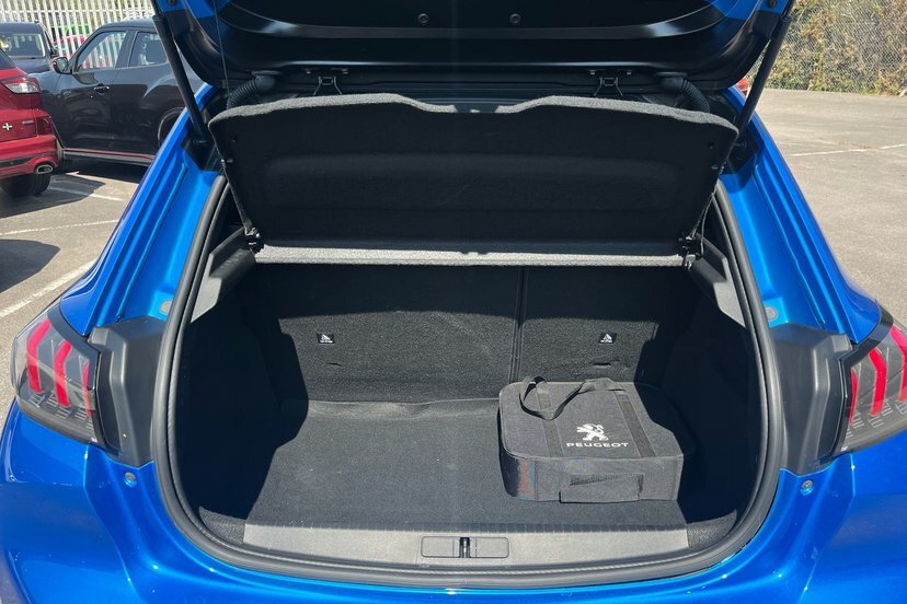 Peugeot e-208 100Kw Gt 50Kwh 136 Ps  #9
