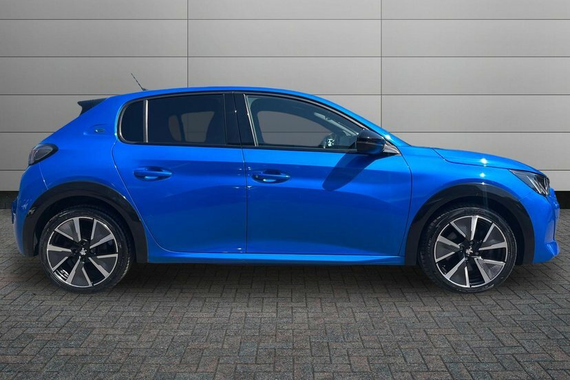 Peugeot e-208 50Kwh Gt Line Hatchback 136 Ps Blue #4