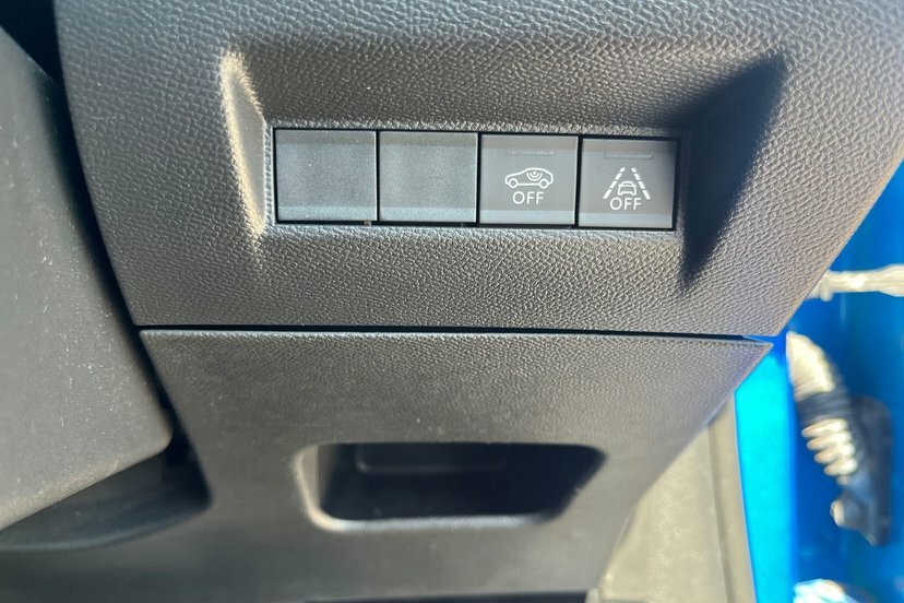 Peugeot e-208 100Kw Gt 50Kwh 136 Ps  #14