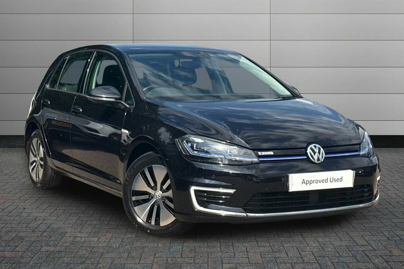 Volkswagen e-Golf 35.8Kwh E-golf Hatchback 136 Ps Black
