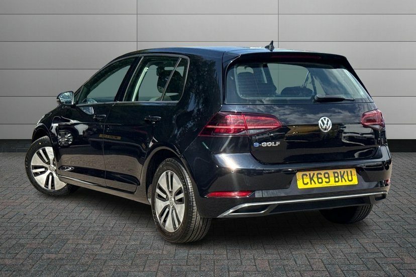 Volkswagen e-Golf 35.8Kwh E-golf Hatchback 136 Ps Black #3