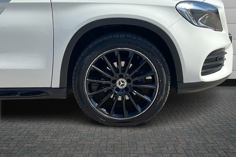 Mercedes-Benz GLA Class 2.1 Gla200d Amg Line Suv 136 Ps White #5