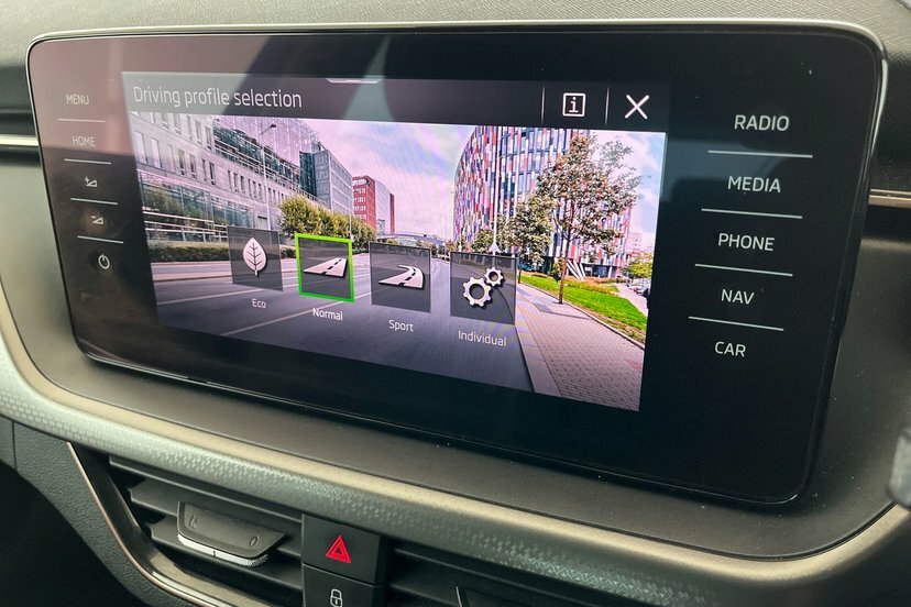 Skoda Scala 1.0 Tsi 110 Monte Carlo Cwvehiclemarketing Grey #28