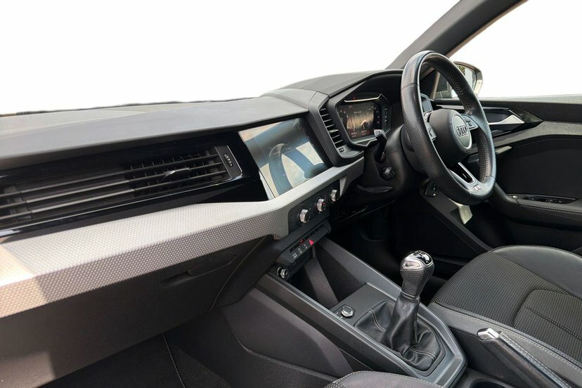 Audi A1 1.0 Tfsi 30 S Line Sportback 11 Black #2