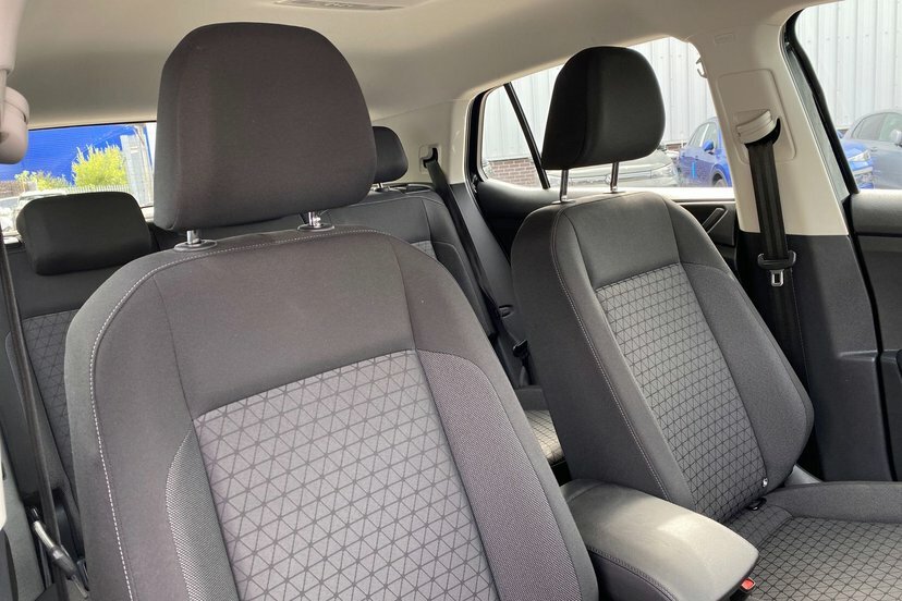 Volkswagen T-Cross T-cross Se Tsi Black #18