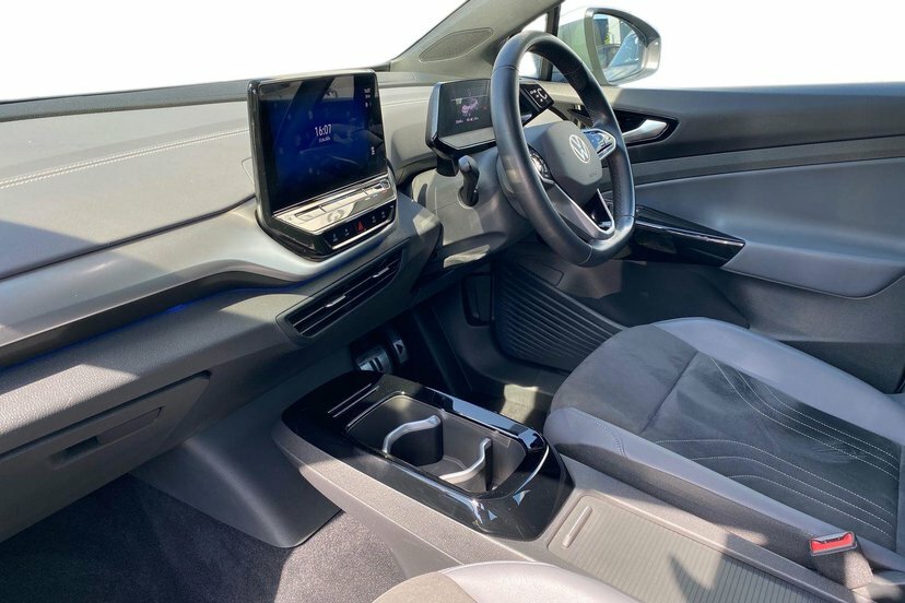 Volkswagen ID.4 Pure 52Kwh Life Suv 148 Ps Silver #3