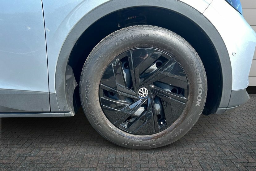Volkswagen ID.4 Pure 52Kwh Life Suv 148 Ps Silver #5