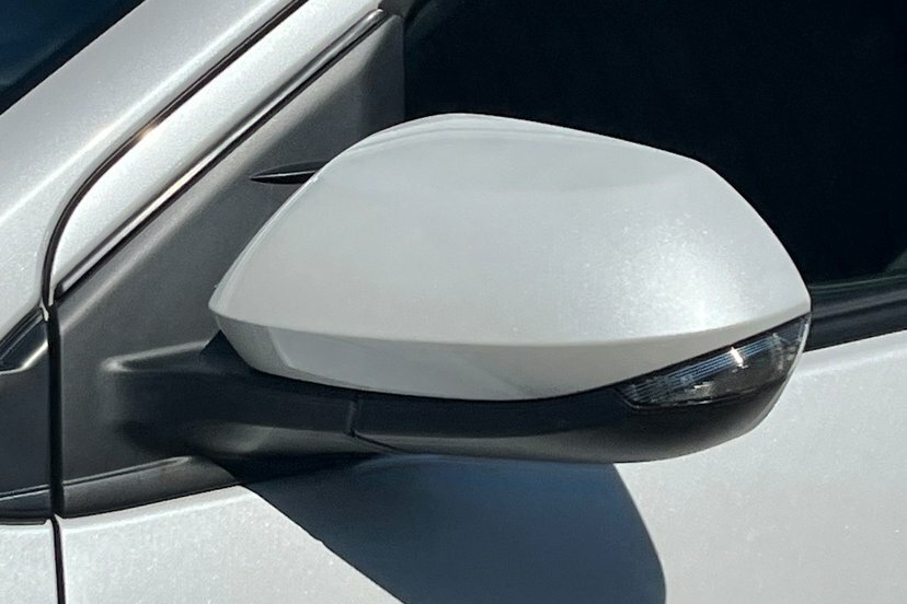 Toyota Yaris 1.5 Hybrid Icon Cvt White #23