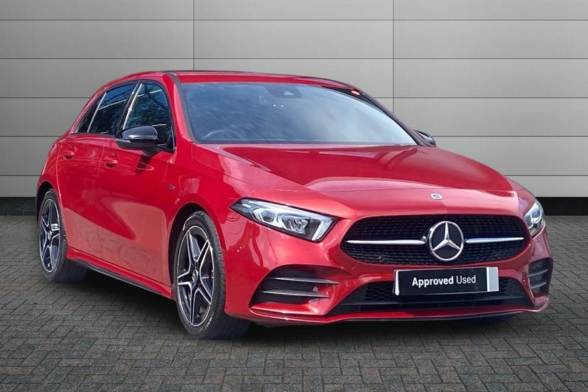 Mercedes-Benz A Class 1.3 A180 Amg Line Edition Executive Hatchback Red