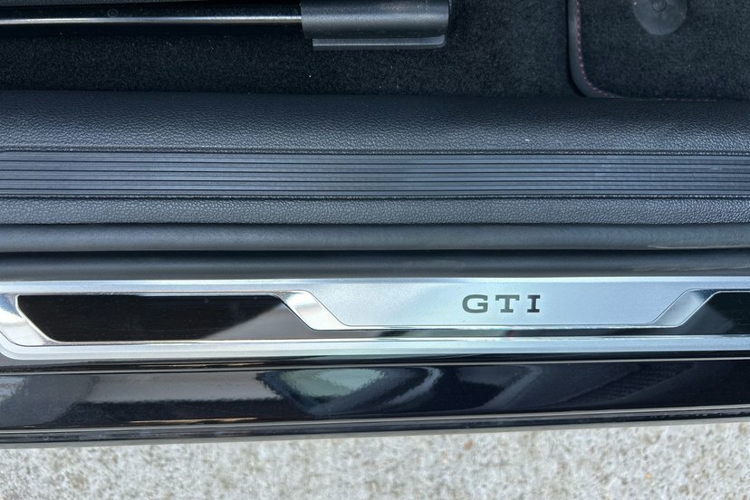 Volkswagen Polo 2.0 Tsi Gti Hatchback Dsg Black #25
