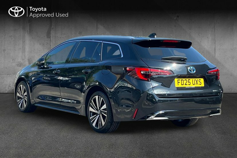Toyota Corolla 1.8 Vvt-h Design Touring Sports Hybrid Black #4