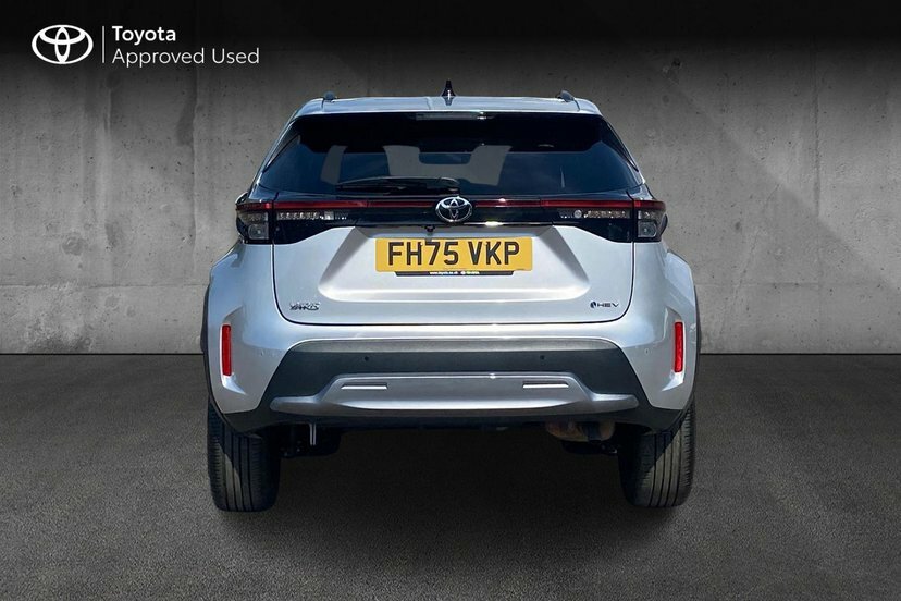 Toyota Yaris Cross Design Safety Pack White #19
