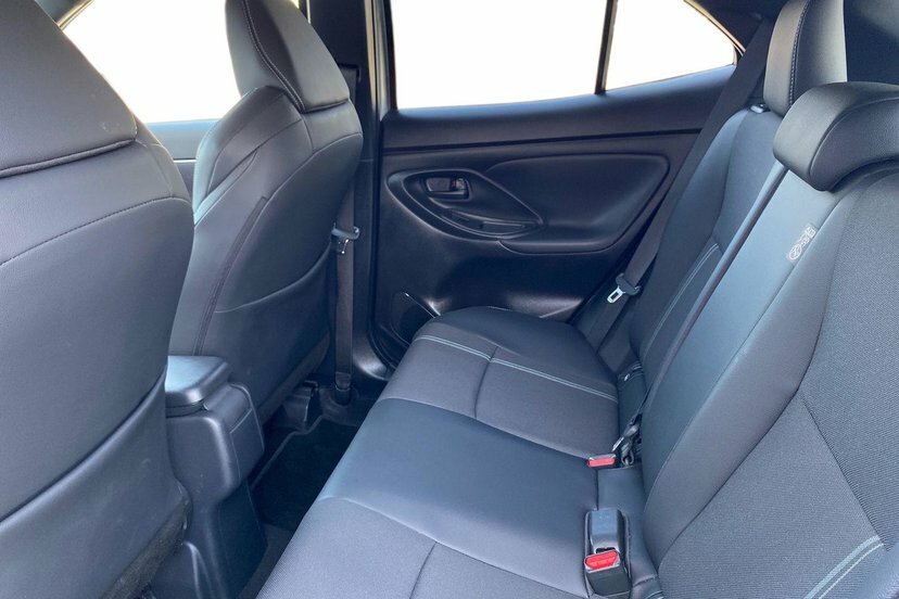 Toyota Yaris Cross Design Safety Pack White #12