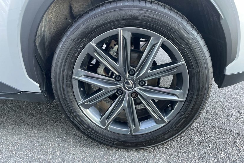 Lexus LBX 1.5 Vvt-ie Takumi Suv Hybrid E-cvt Euro Yellow #21