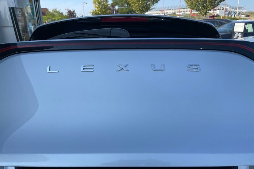 Lexus LBX 1.5 Vvt-ie Takumi Suv Hybrid E-cvt Euro Yellow #28