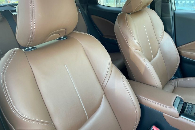 Lexus LBX 1.5 Vvt-ie Takumi Suv Hybrid E-cvt Euro Yellow #37