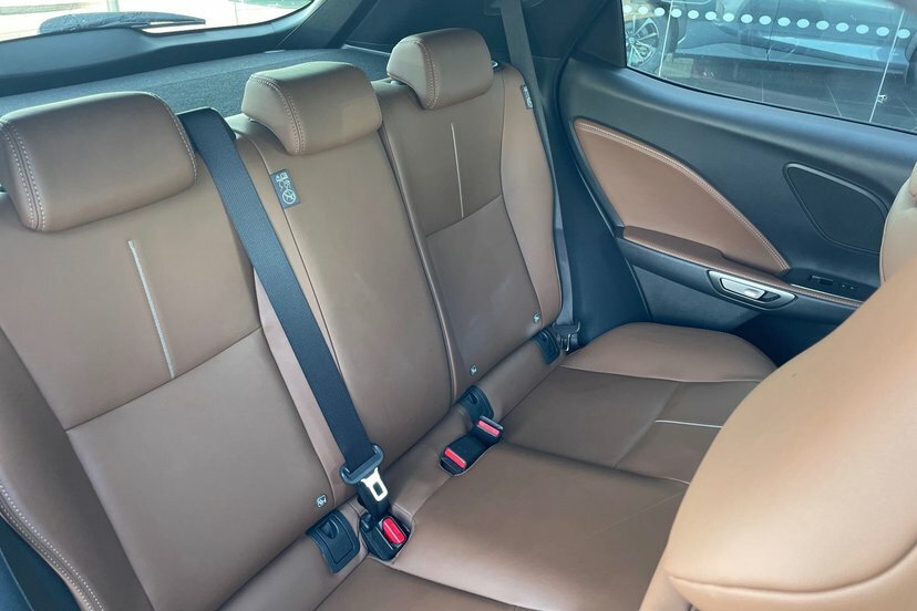 Lexus LBX 1.5 Vvt-ie Takumi Suv Hybrid E-cvt Euro Yellow #34