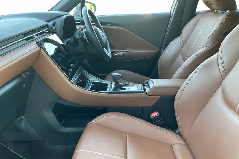 Lexus LBX 1.5 Vvt-ie Takumi Suv Hybrid E-cvt Euro Yellow #2