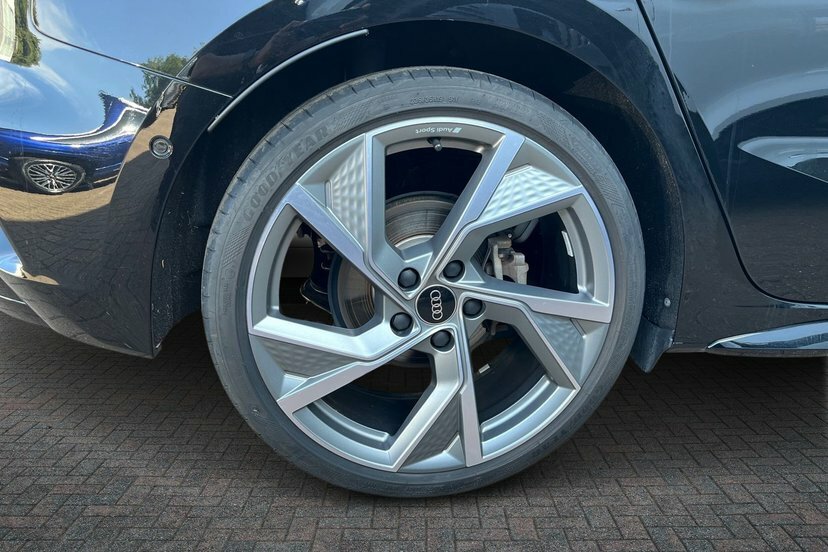 Audi A3 2.0 Tdi 35 Sport Sportback S Tronic Euro 6 5-Door Blue #5