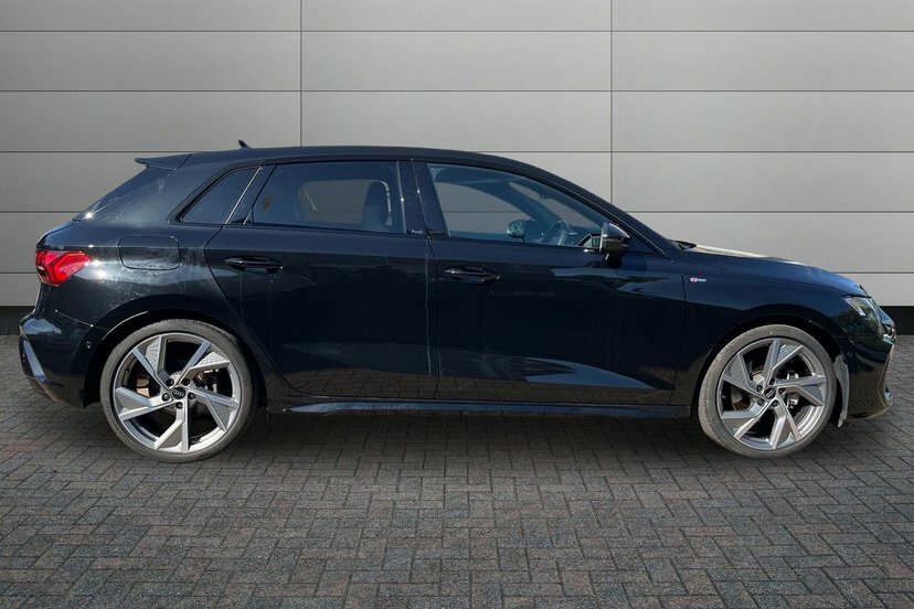 Audi A3 2.0 Tdi 35 Sport Sportback S Tronic Euro 6 5-Door Blue #4
