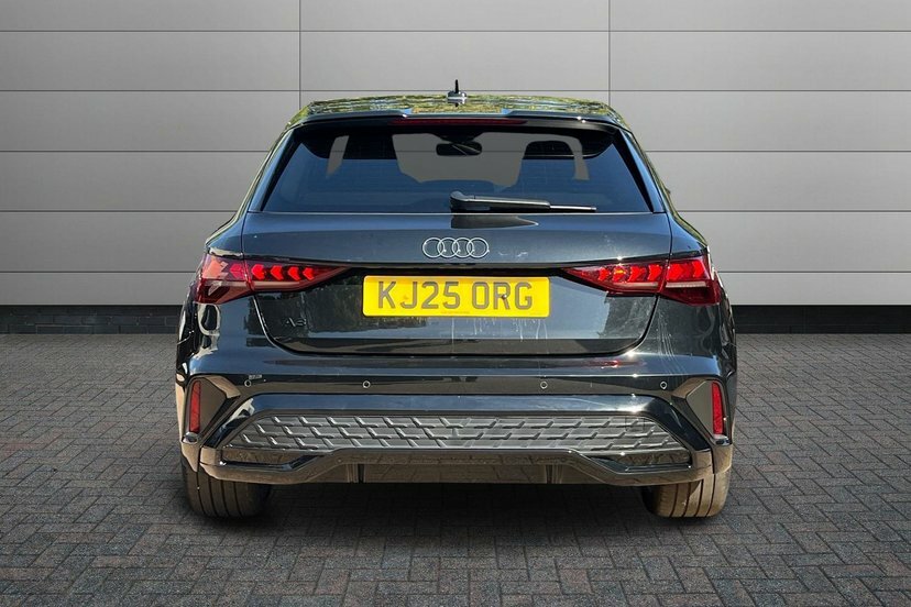 Audi A3 2.0 Tdi 35 Sport Sportback S Tronic Euro 6 5-Door Blue #11