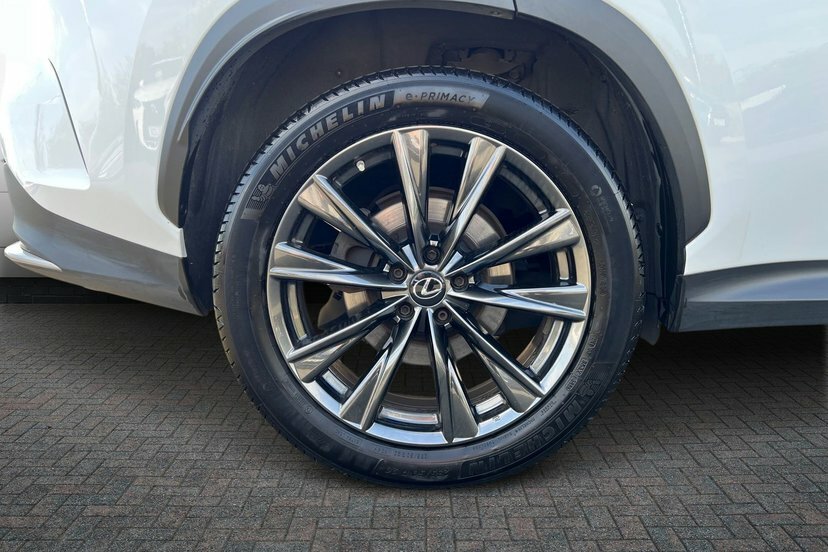 Lexus NX 2.5 450H 18.1Kwh F Sport Suv Plug-in H White #5