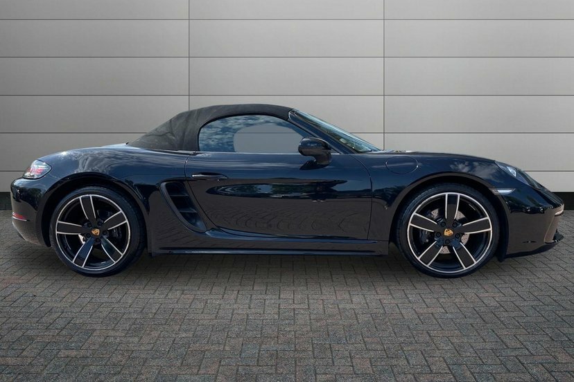 Porsche 718 Boxster Porsche 718 Boxter 2.0T Convertible Black #3