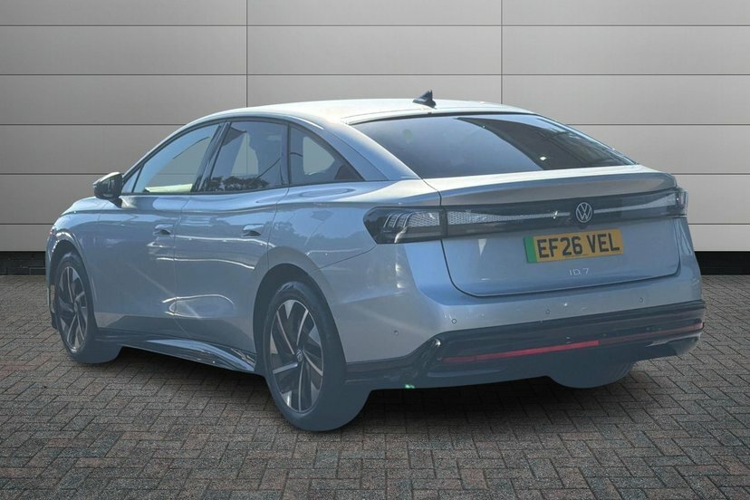 Volkswagen ID.7 Pro 77Kwh Match Plus Fastback 2 Silver #3
