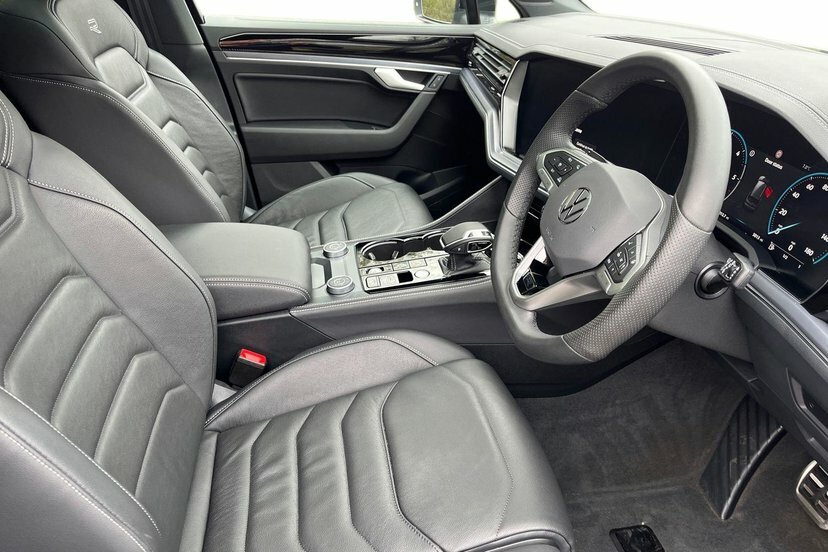 Volkswagen Touareg 3.0 Tdi V6 Black Edition Suv Tiptronic Grey #6
