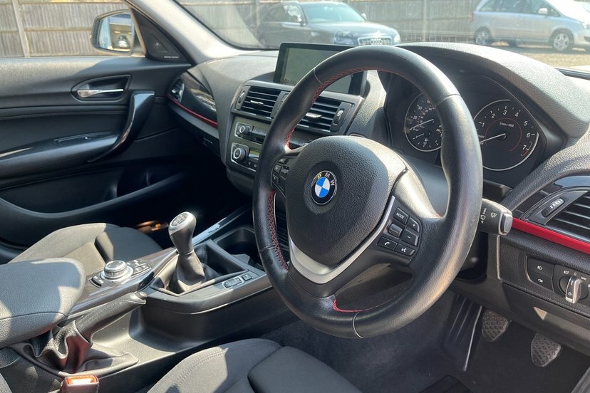 BMW 1 Series Hatchback 1.6 116I Sport Euro 6 Ss 201515 Grey #15
