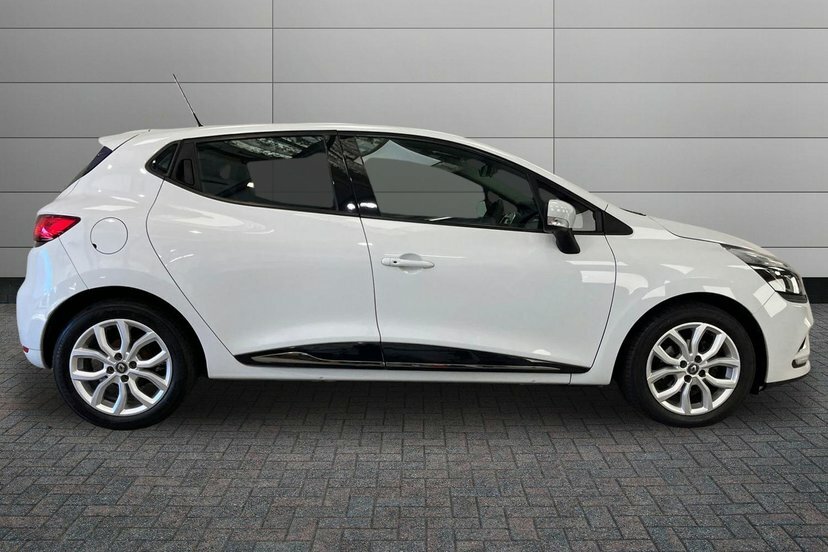 Renault Clio 1.2 16V Dynamique Nav Hatchback KP18CPV White #4