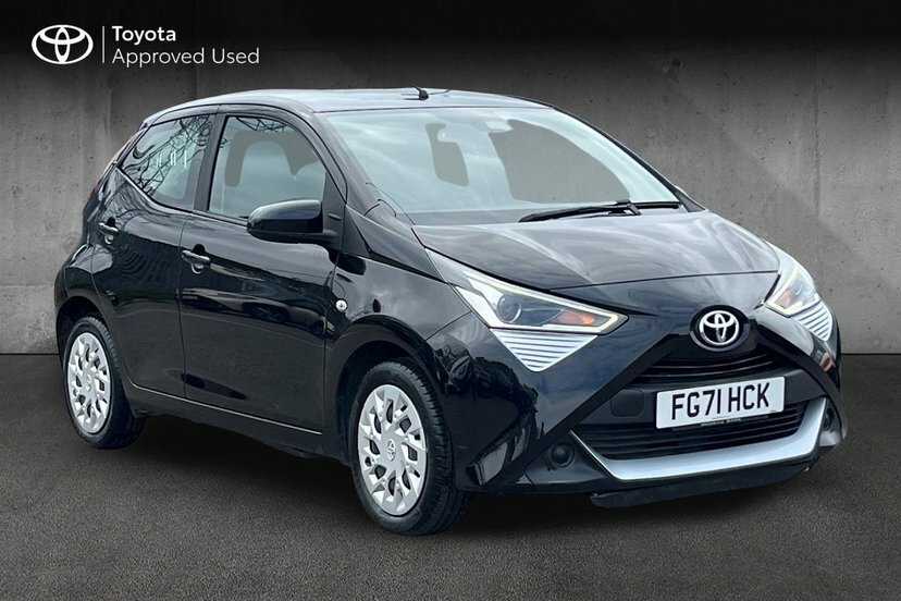 Toyota Aygo 1.0 Vvt-i X-play Hatchback 71 P Black