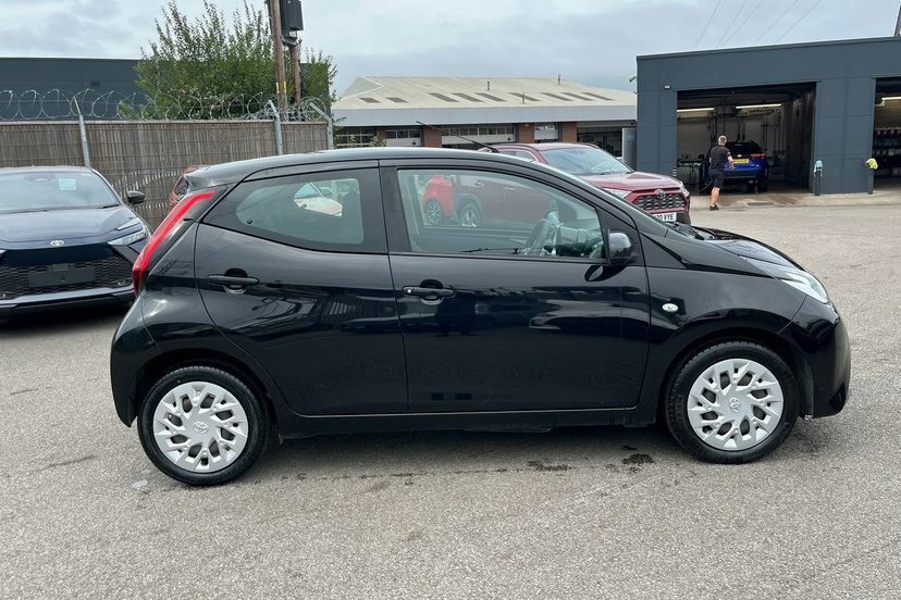 Toyota Aygo 1.0 Vvt-i X-trend Tss White #24