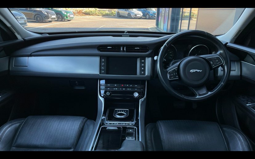 Jaguar XF 2.0D Prestige Saloon 180 Ps Grey #4