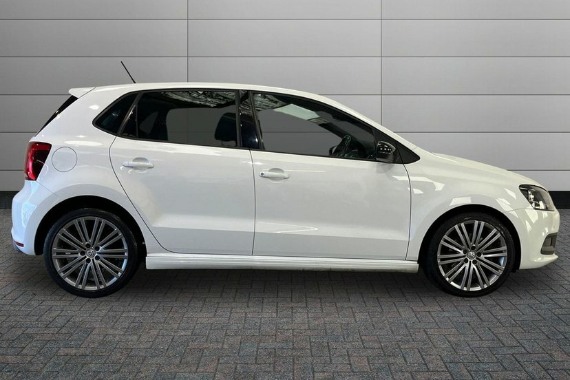 Volkswagen Polo 1.4 Tsi Bluemotion Tech Act Bluegt Hatchback P White #4