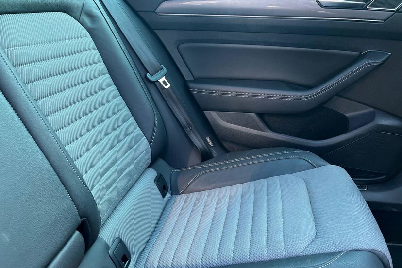 Volkswagen Passat R-line Tsi Evo Dsg 1.5 Estate Semi Silver #7