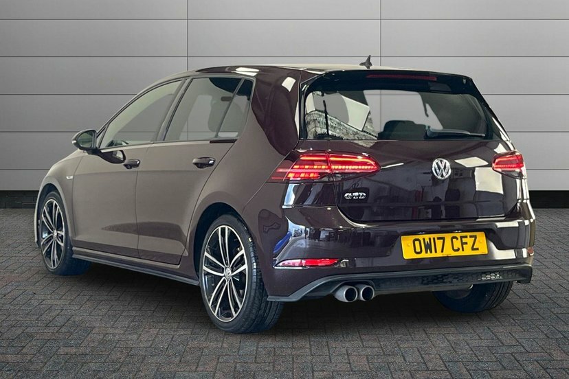 Volkswagen Golf 2.0 Gti Clubsport Edition 40 Dsg 261 Bhp Black #3