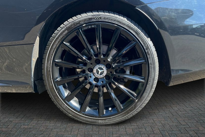 Mercedes-Benz C Class 2.1 C220d Amg Line Premium Coupe G-tr Black #5