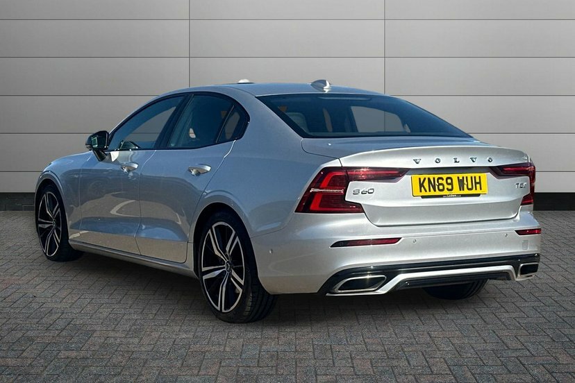 Volvo S60 2.0 T5 R-design Plus Saloon 250 P Silver #3