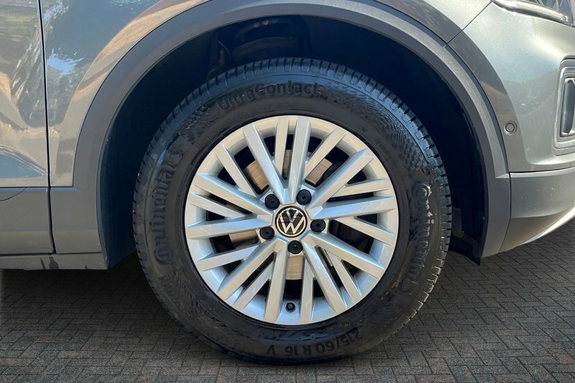 Volkswagen T-Roc 1.0 Tsi Life Suv 110 Ps Grey #5