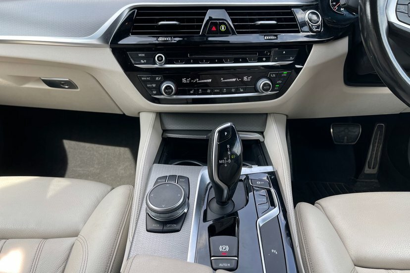 BMW 5 Series 3.0 540I M Sport Xdrive Euro 6 Ss Grey #8