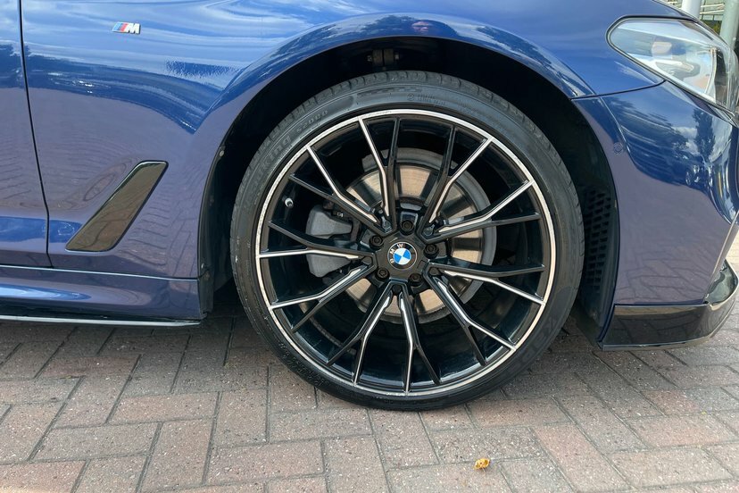 BMW 5 Series 2.0 520I M Sport Touring 184 Ps Blue #4